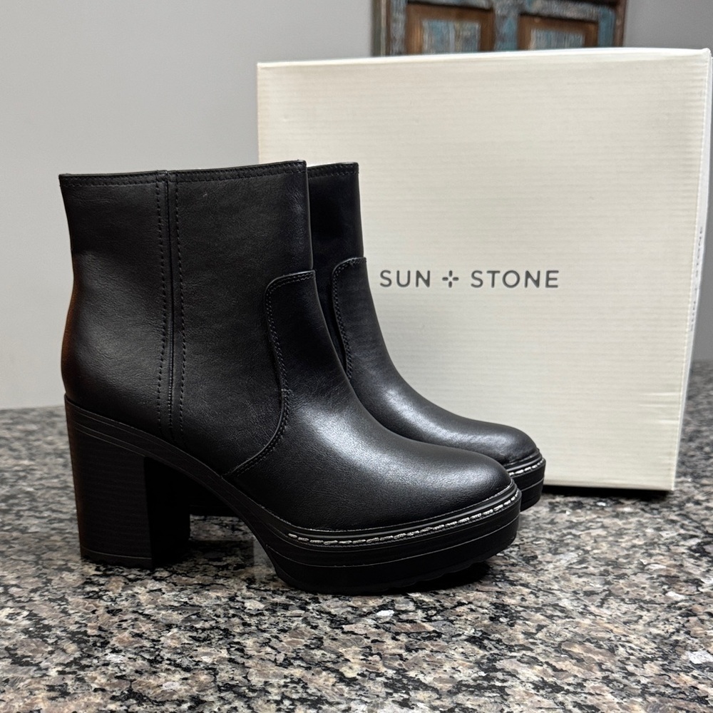 Sun + Stone Women's Kinsley platform Black Heeled Boots NWT 10